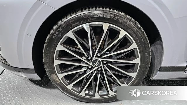 Hyundai Grandeur (GN7) id 3831633 из Кореи 15