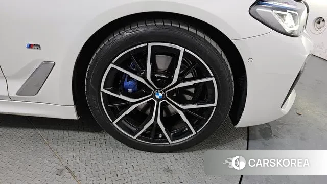 BMW 5 Series (G30) id 3478146 из Кореи 15