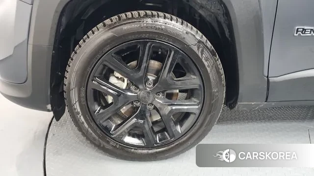 Jeep Renegade id 3534139 из Кореи 15