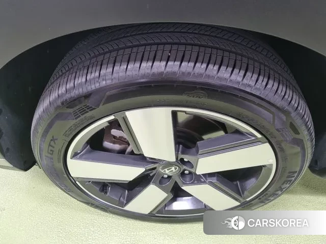 Hyundai Santa Fe (MX5) id 3036359 из Кореи 15