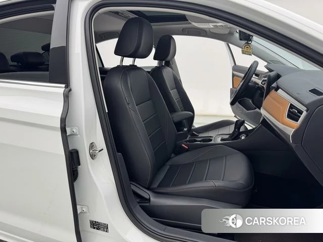 Volkswagen Bora id 4258585 из Китая 23