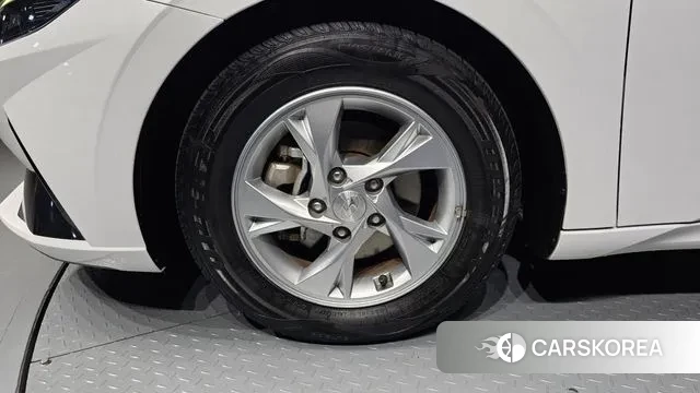 Hyundai Avante (CN7) id 3551039 из Кореи 15