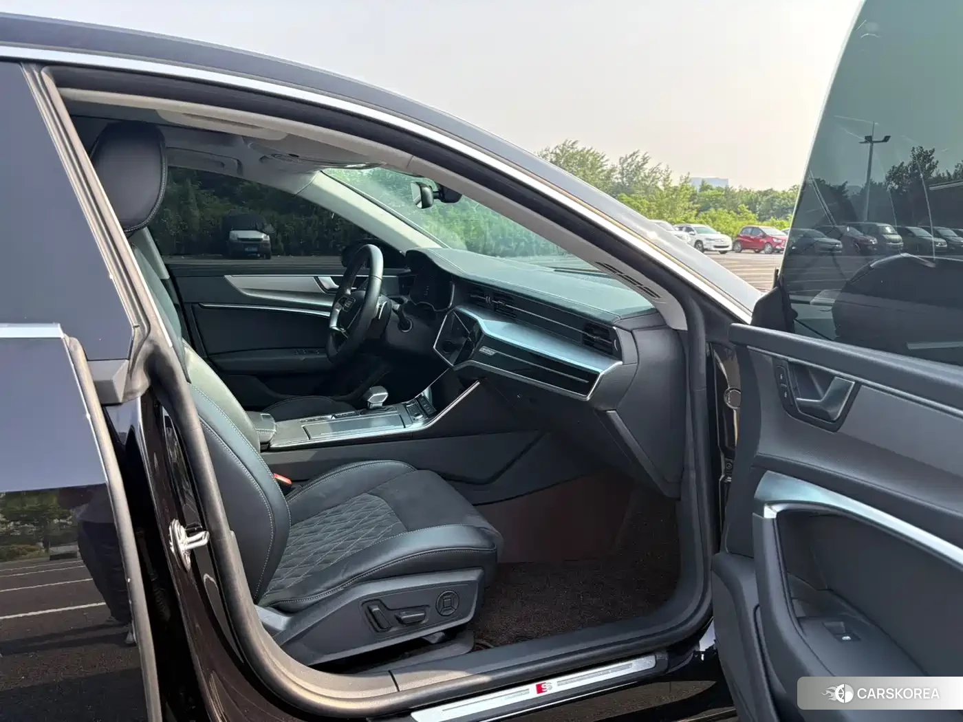 Audi A7L id 4628471 из Китая 12