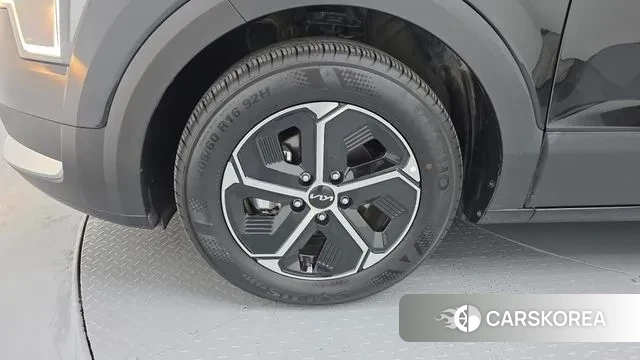 Kia Di Ol Nu Niro id 3377402 из Кореи 15