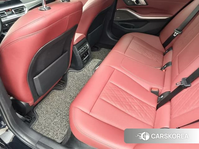 BMW 3 series 2022 Черный из Китая, фото 5