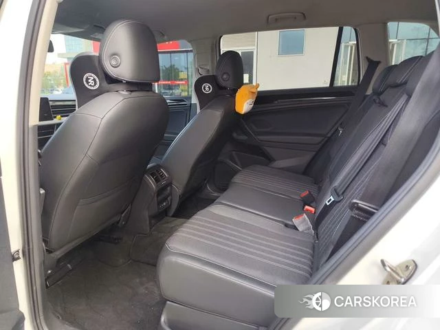 Volkswagen Tiguan L 2022 Белый из Китая, фото 5