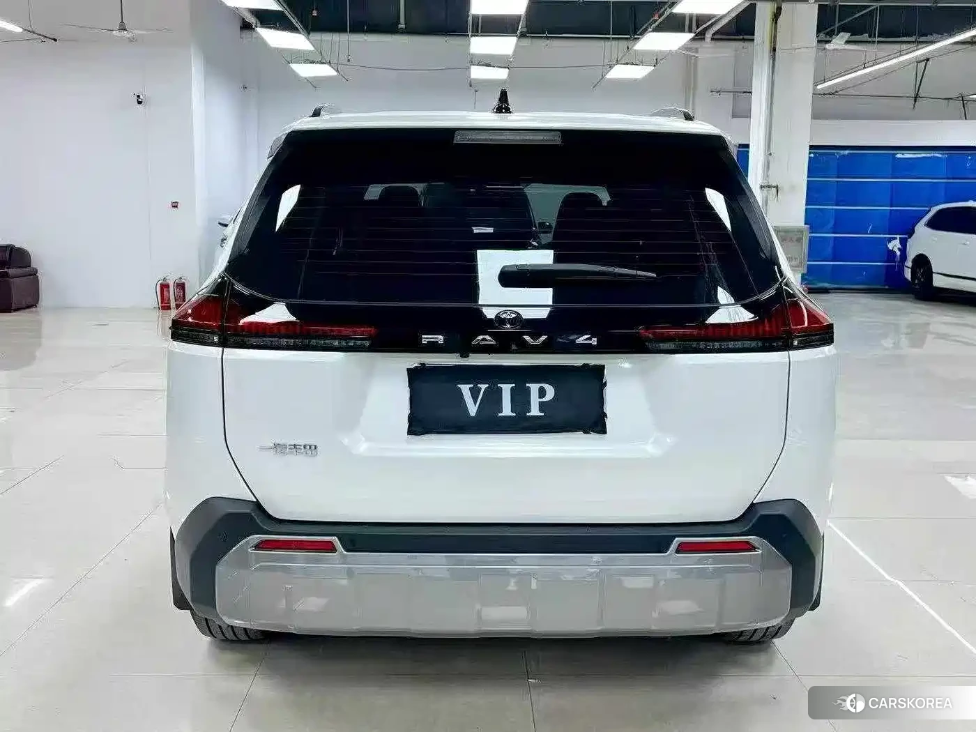 Toyota RAV4 2026 Белый из Китая, фото 5
