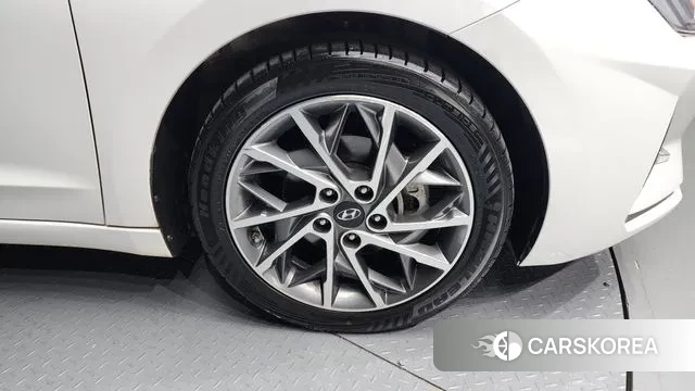 Hyundai The New Avante AD id 3541063 из Кореи 15