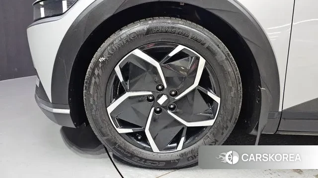 Hyundai Ionic 5 id 3680718 из Кореи 15