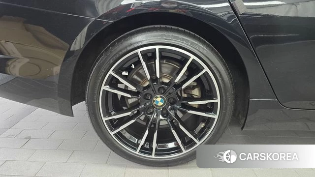 BMW 5 Series (G30) id 4794511 из Кореи 15