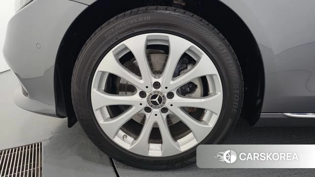 Mercedes-Benz E-Class W213 id 4459163 из Кореи 27