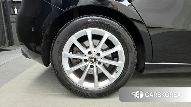 Mercedes-Benz A-Class W177 id 4362679 из Кореи 25
