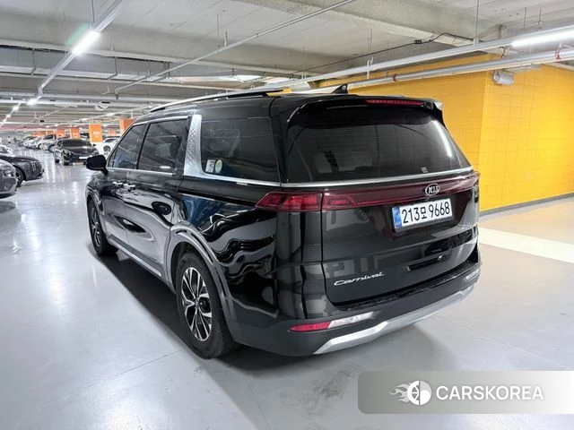 Kia Carnival 4th generation id 4482255 из Кореи 9