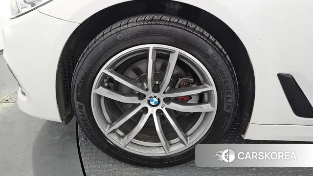 BMW 5 Series (G30) id 3530748 из Кореи 15