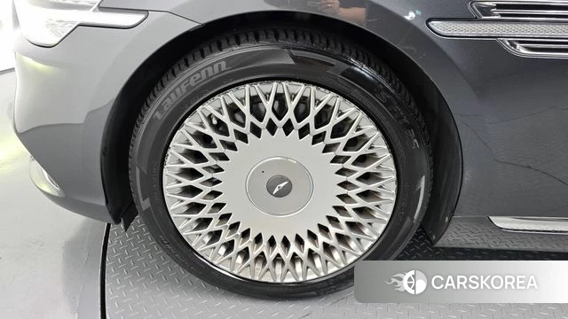 Genesis G90 id 4625904 из Кореи 32