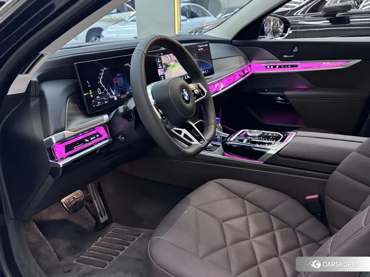 BMW 7 series 2026 Черный из Китая, фото 5