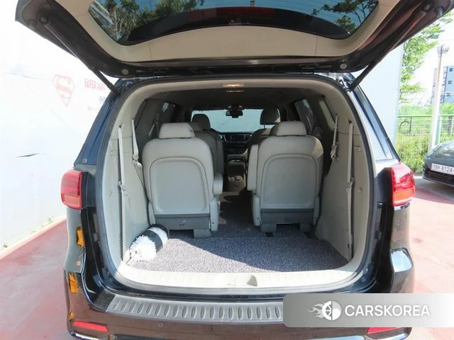 Kia The New Carnival id 4672511 из Кореи 15