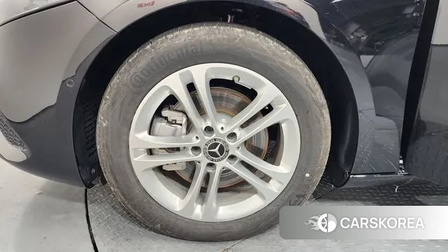 Mercedes-Benz A-Class W177 id 3624298 из Кореи 15