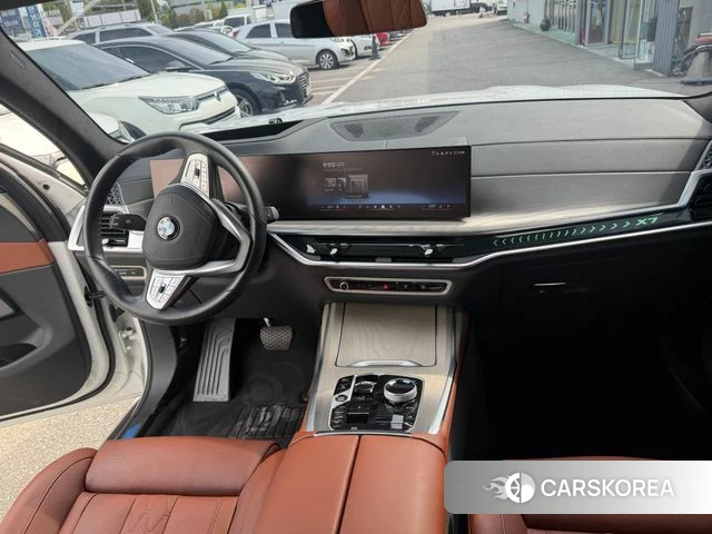 BMW X7 (G07) 2025 Белый из Кореи, фото 5