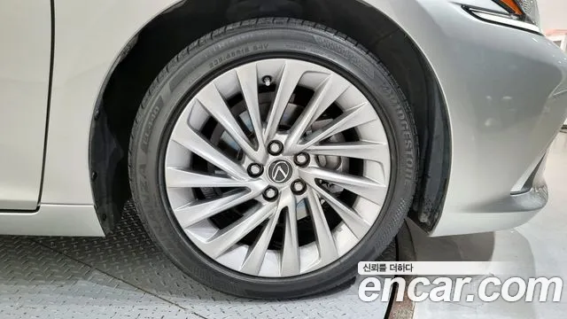 Lexus ES300h 7th generation id 2762832 из Кореи 15