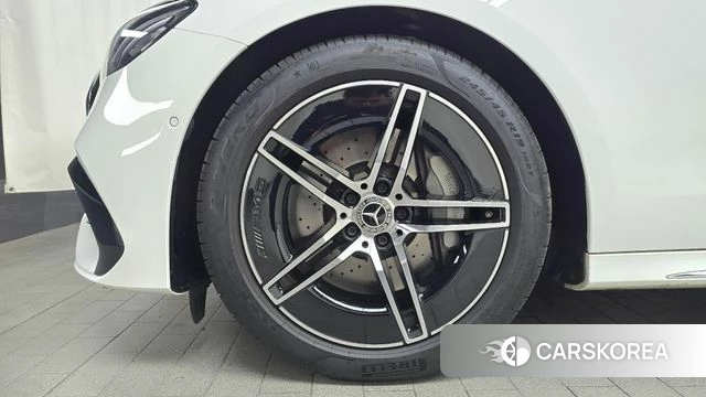 Mercedes-Benz E-Class W214 id 4307891 из Кореи 28