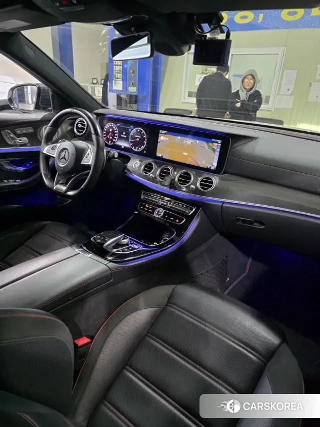 Mercedes-Benz E-Class W213 2018 Белый из Кореи, фото 5