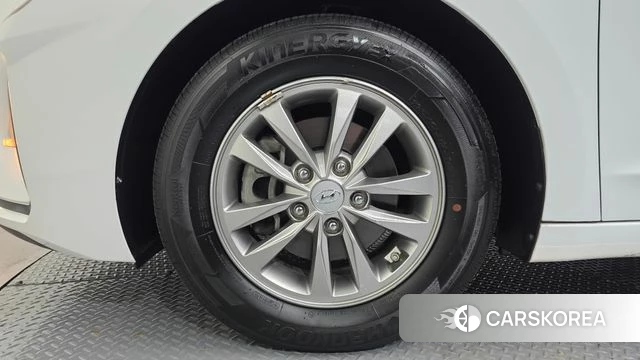Hyundai The New Avante AD id 4717805 из Кореи 25