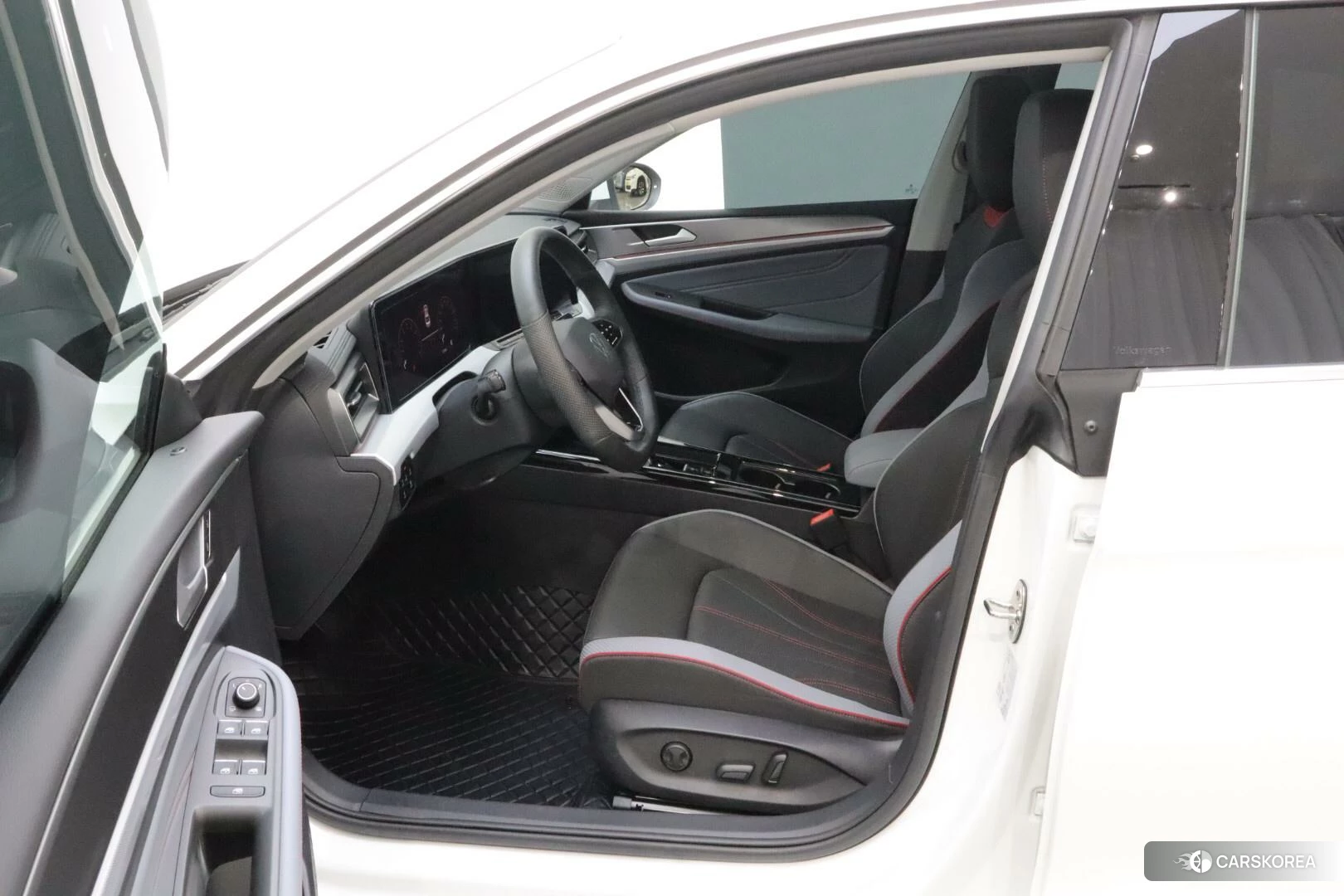 Volkswagen Lamando id 4514821 из Китая 15