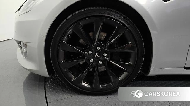 Tesla Model S id 4647364 из Кореи 15