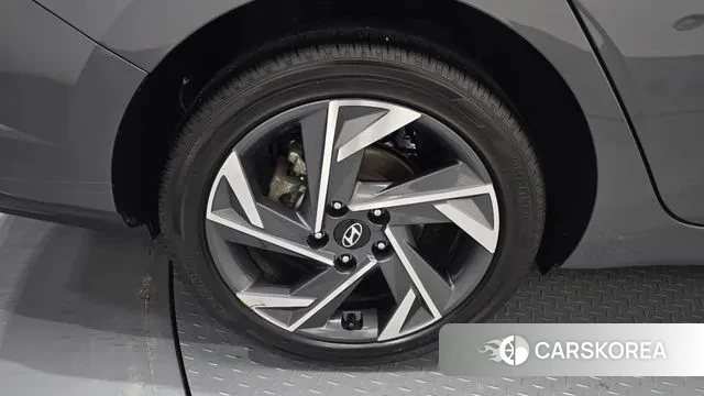 Hyundai The New Avante (CN7) id 3472156 из Кореи 15