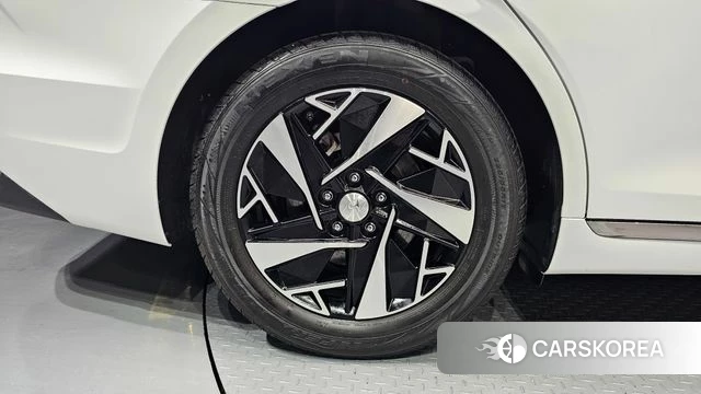 Hyundai The New Grandeur IG Hybrid id 4624660 из Кореи 25