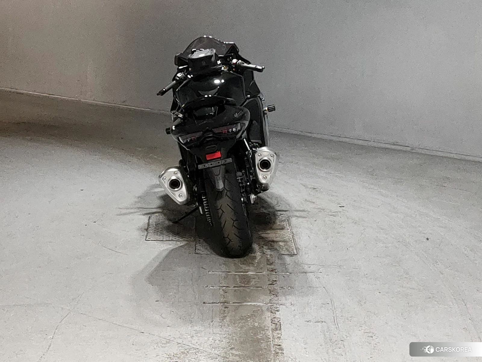 Проданный Suzuki GSX1300R HAYABUSA id 3970202 из Японии, фото 3