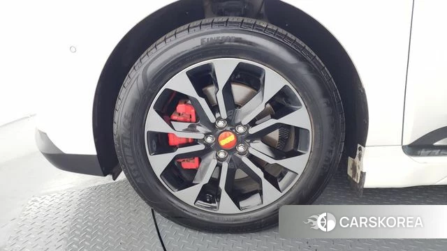 Kia Carnival 4th generation id 4231570 из Кореи 15