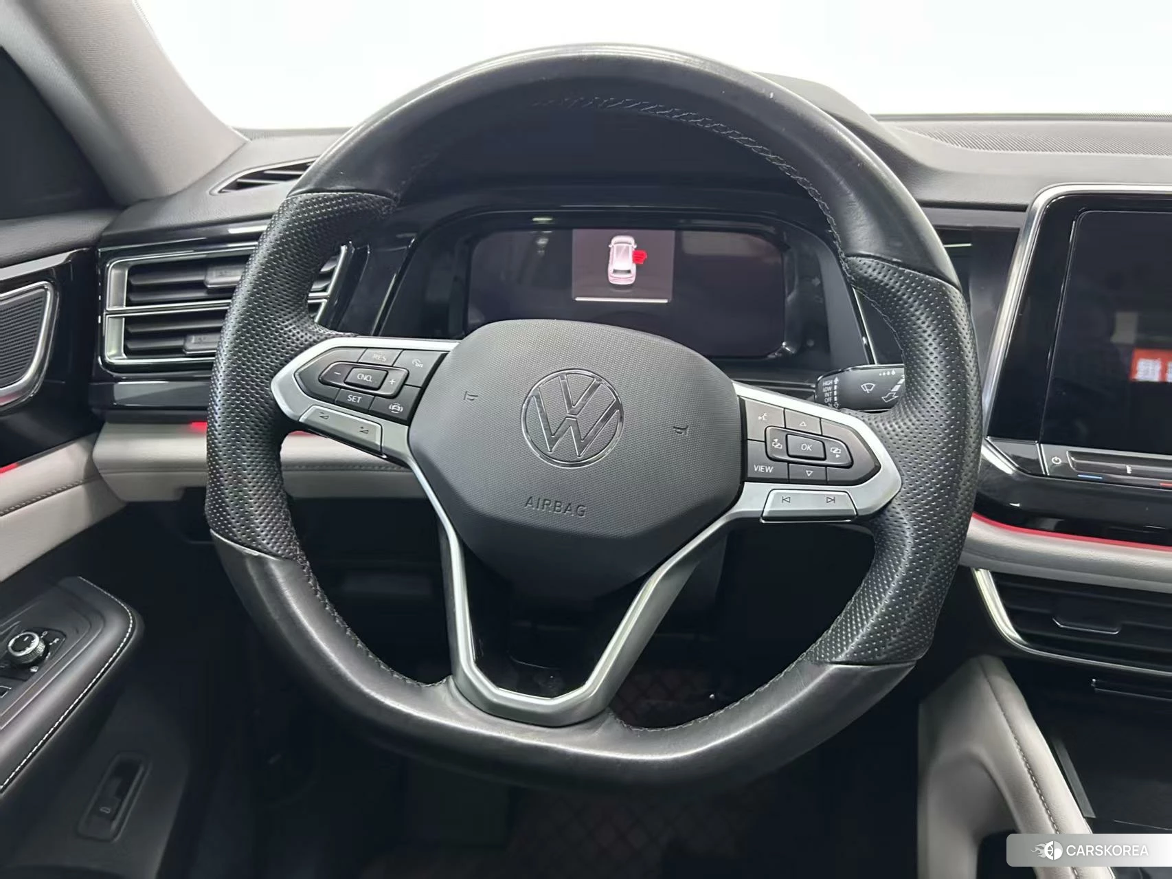 Volkswagen Tourang id 4498952 из Китая 25