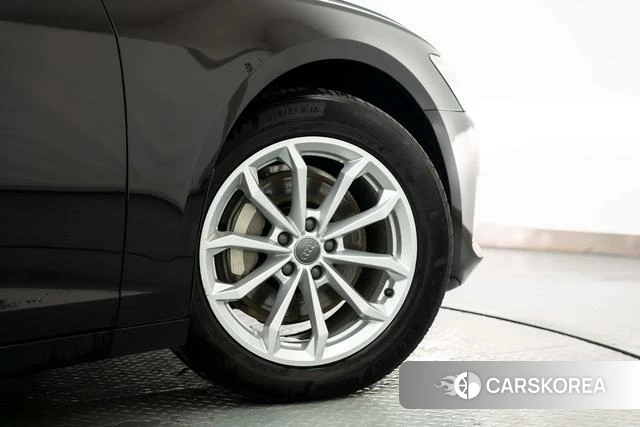 Audi A6L id 4298155 из Китая 20