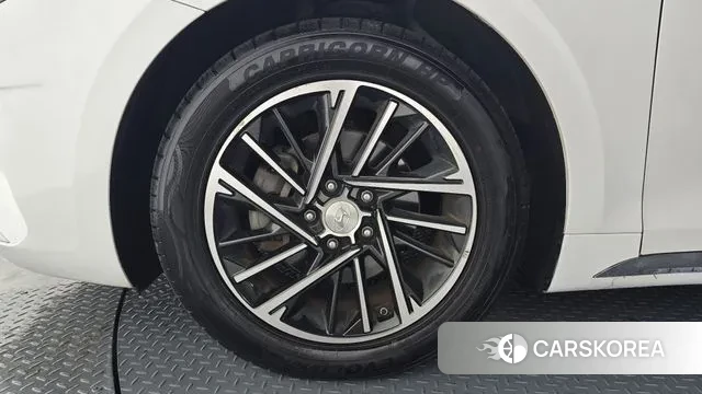 Hyundai The New Grandeur IG Hybrid id 3362304 из Кореи 15