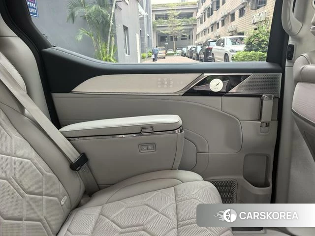 Volvo EM90 id 4254067 из Китая 9