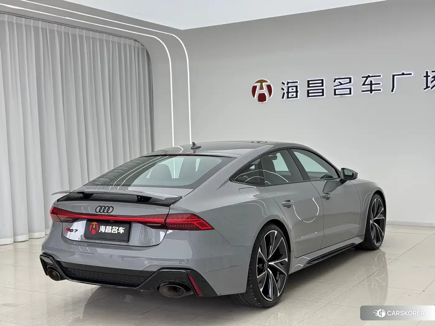 Audi RS 7 2025 Silver/gray из Китая, фото 5