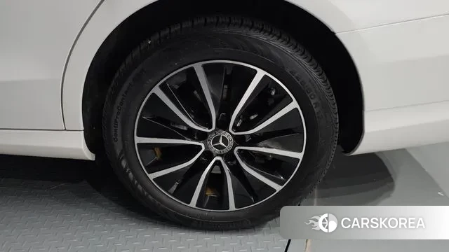 Mercedes-Benz C-Class W205 id 3379915 из Кореи 15