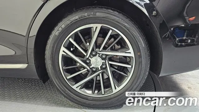 Hyundai The New Grandeur IG id 2447571 из Кореи 15