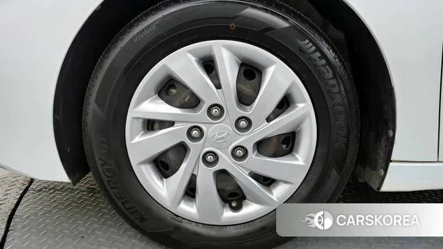 Hyundai The New Avante AD id 3936843 из Кореи 15