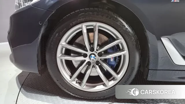 BMW 5 Series (G30) id 3375357 из Кореи 15