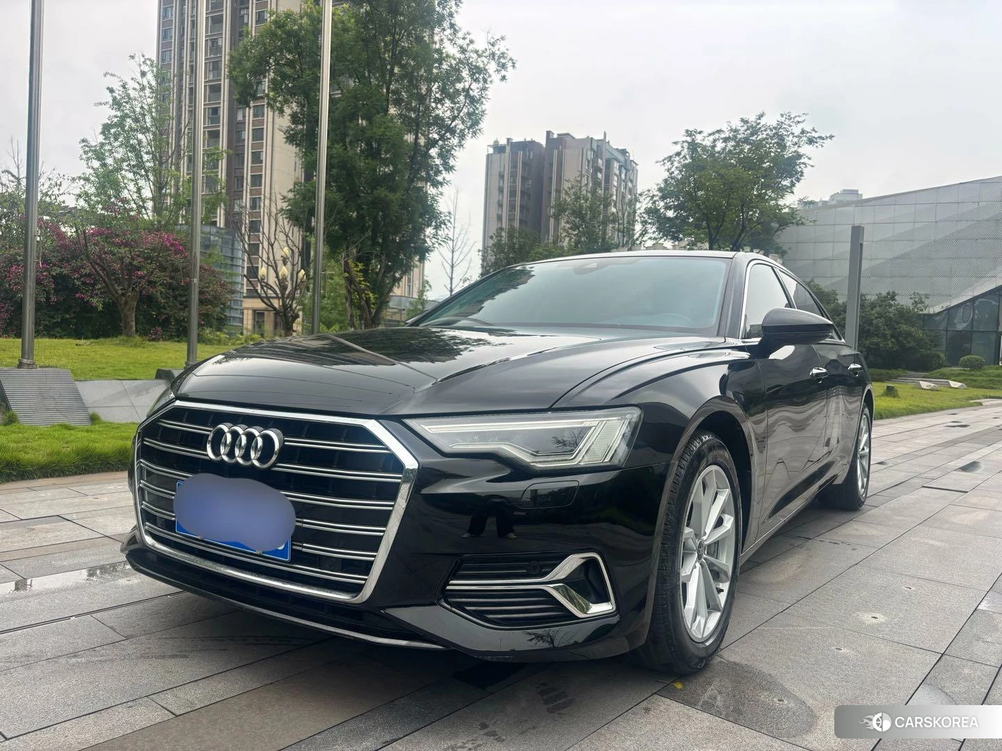 Audi A6L id 4452980 из Китая 10