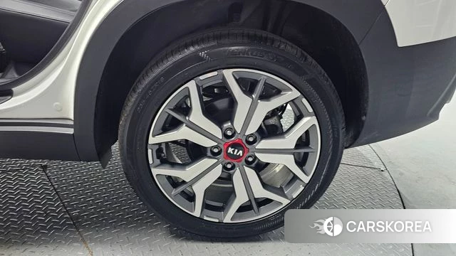 Kia Seltos id 4268916 из Кореи 25