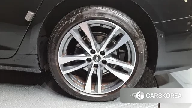 Audi A6 (C8) id 3477870 из Кореи 15