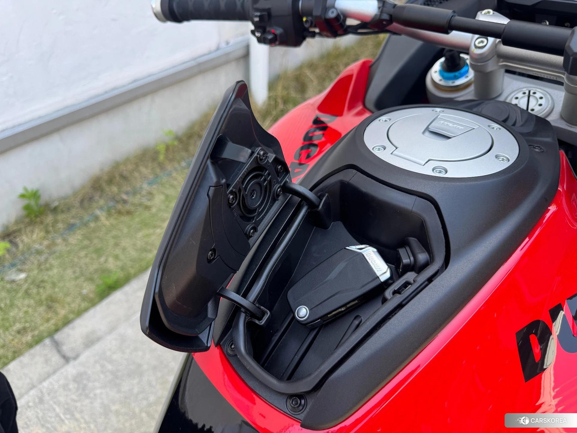 Проданный Ducati MULTISTRADA V4 PP id 4320513 из Японии, фото 10