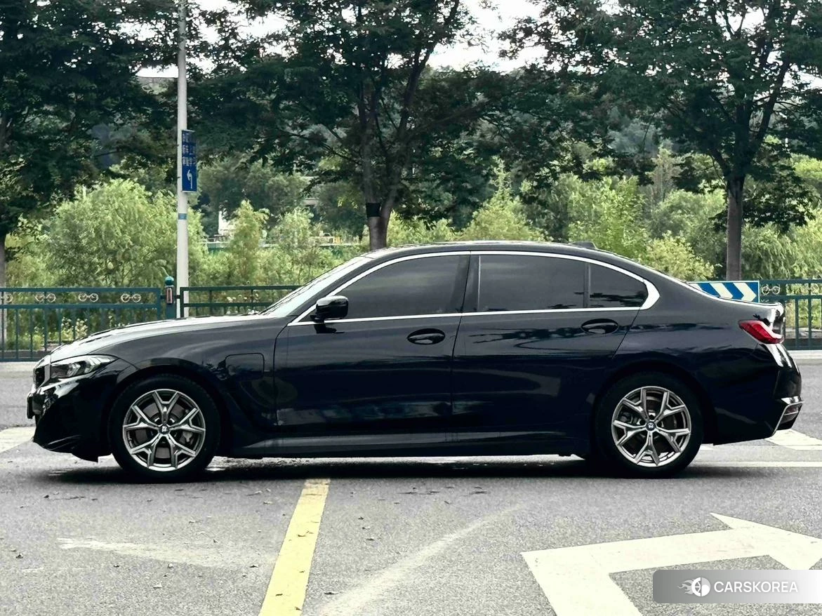 BMW i3 id 4498536 из Китая 11