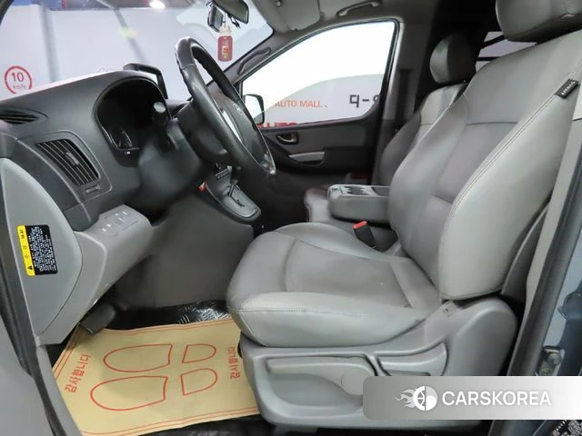 Hyundai The New Grand Starex id 3886625 из Кореи 14