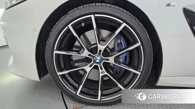 BMW 8 Series (G15) id 3122363 из Кореи 15