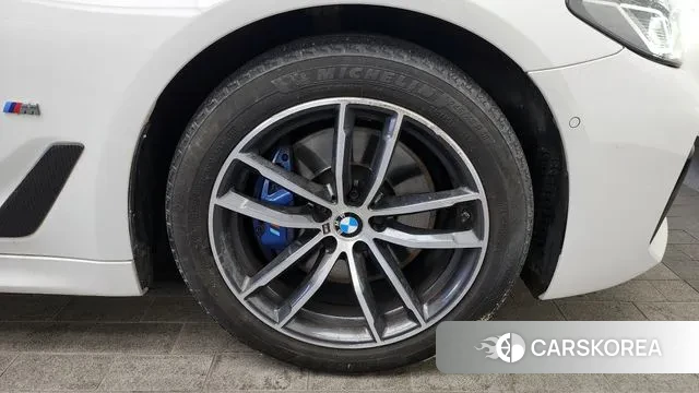 BMW 5 Series (G30) id 3650843 из Кореи 15